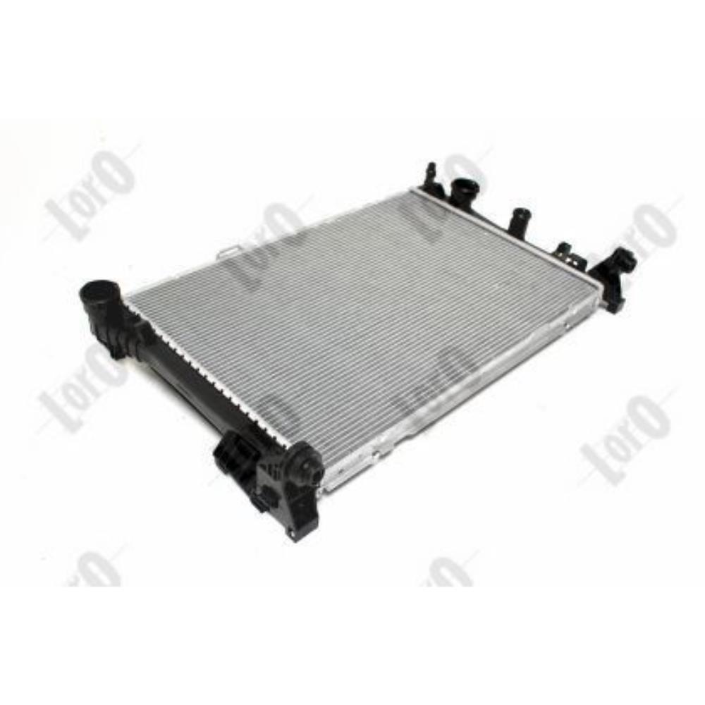 Kühler Wasserkühler Motorkühler 640x439x32 für Mercedes-Benz C-Klasse T-Model