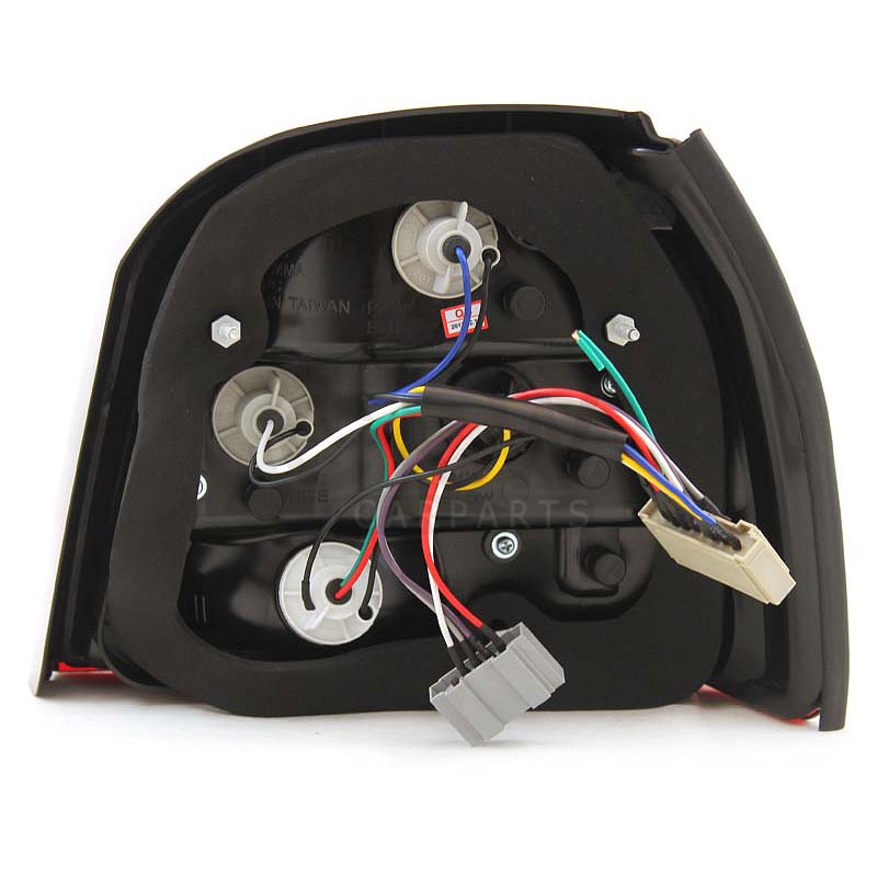 Rückleuchten Set links & rechts für VW Golf III 3 91-97 Klarglas rot-wiess