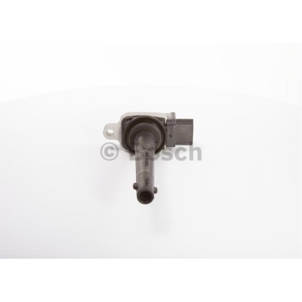 BOSCH Zündspule für Nissan Qashqai +2 I J10 JJ10 1.6 Note E11 NE11 C11 1.8