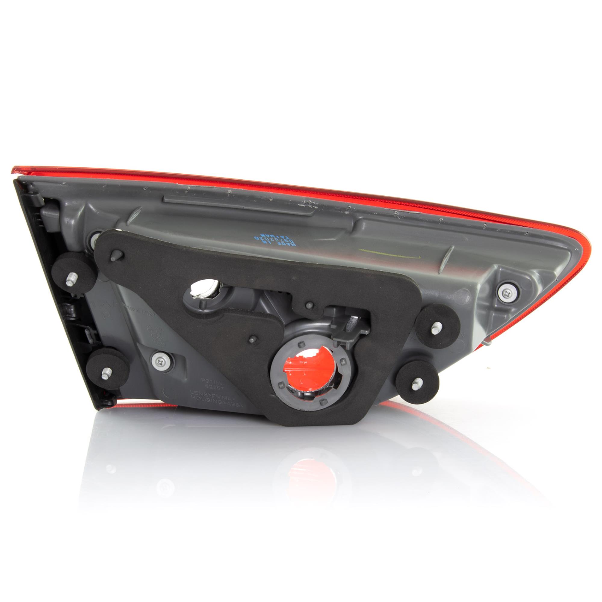 Rückleuchte Heckleuchte rechts innerer Teil für Hyundai i30 GD Bj. 10-12