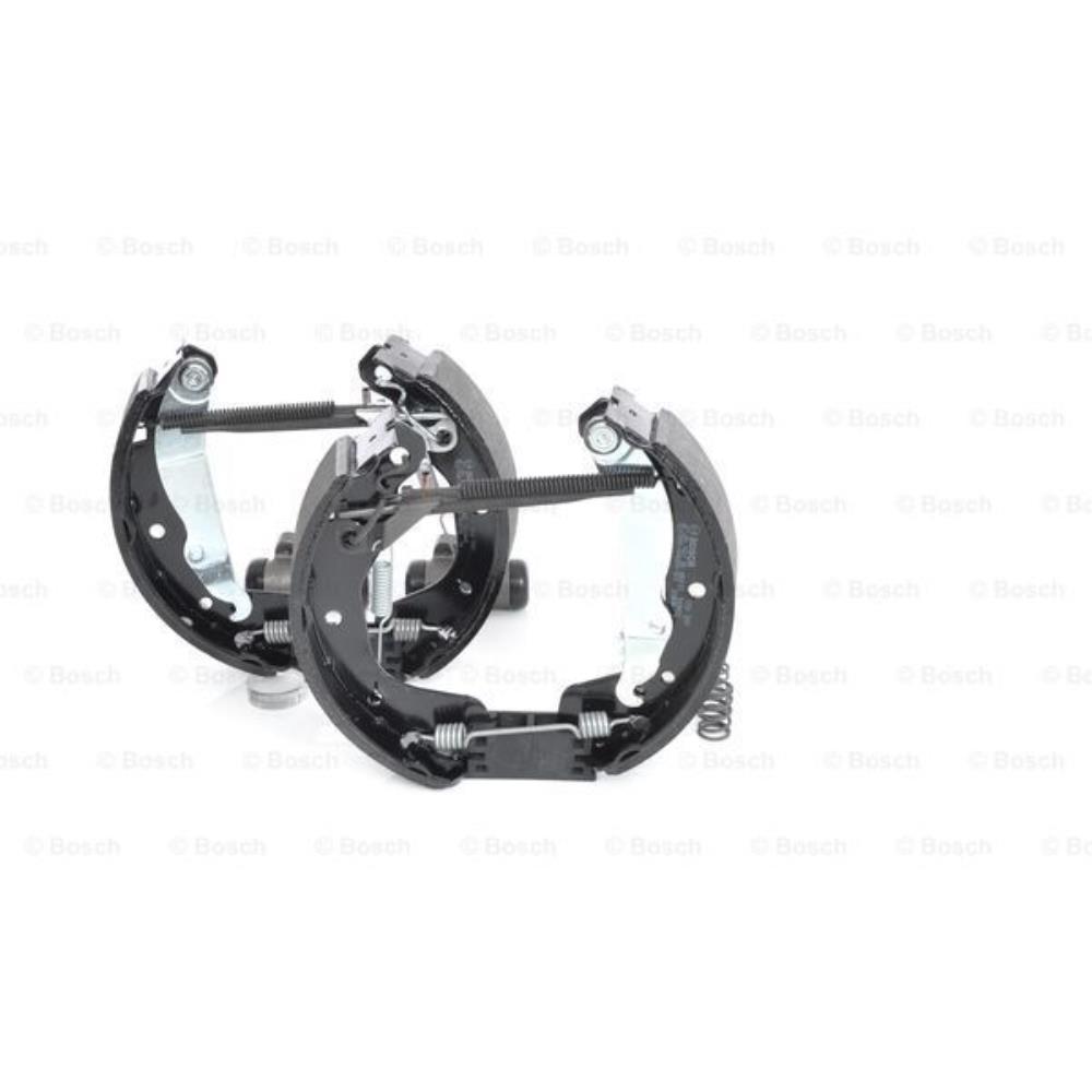BOSCH Bremsbackensatz Hinterachse für Opel Corsa C F08 F68 1.2 1.0 Tigra