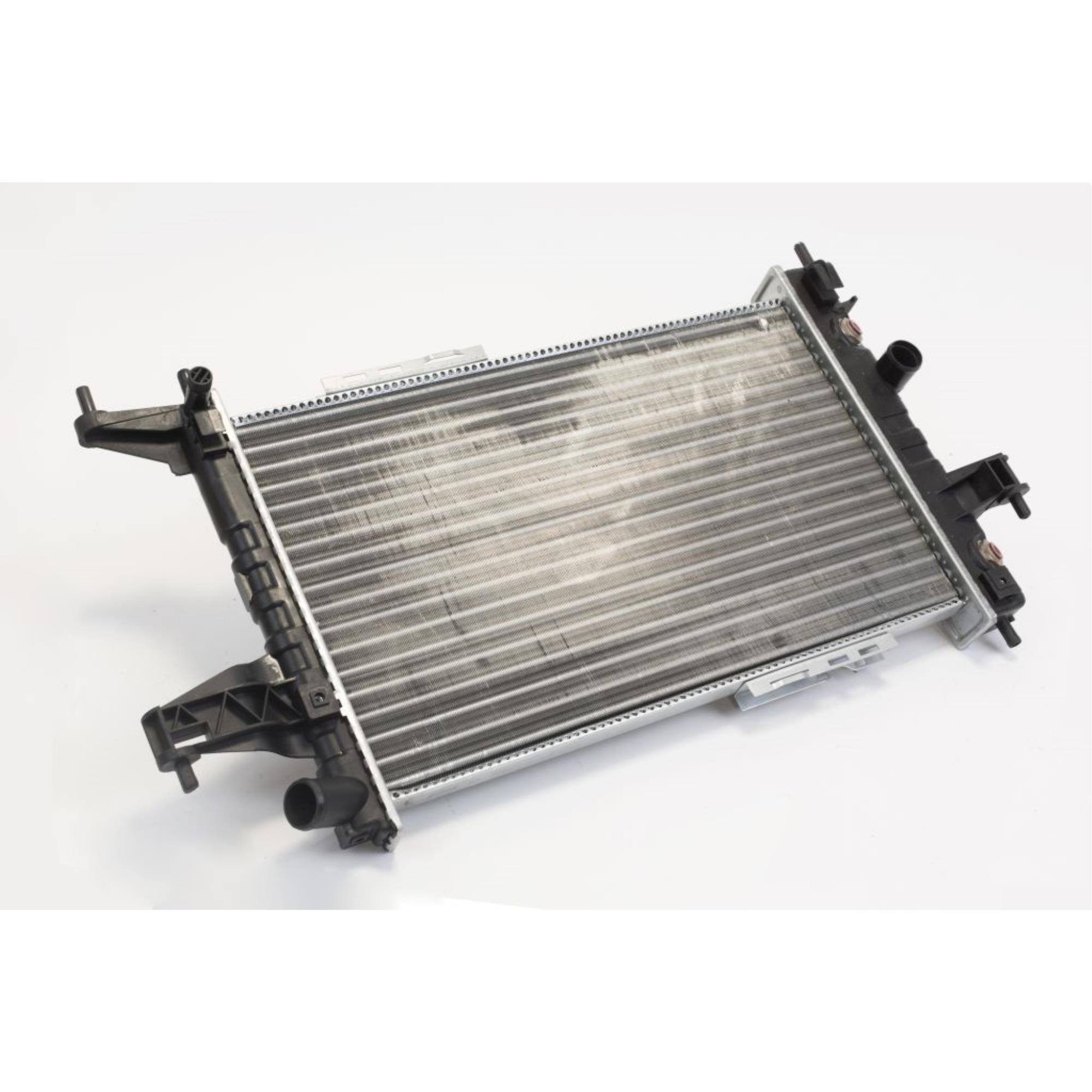Kühler Wasserkühler Motorkühler Aluminium für Opel Corsa C F08 F68 1.4