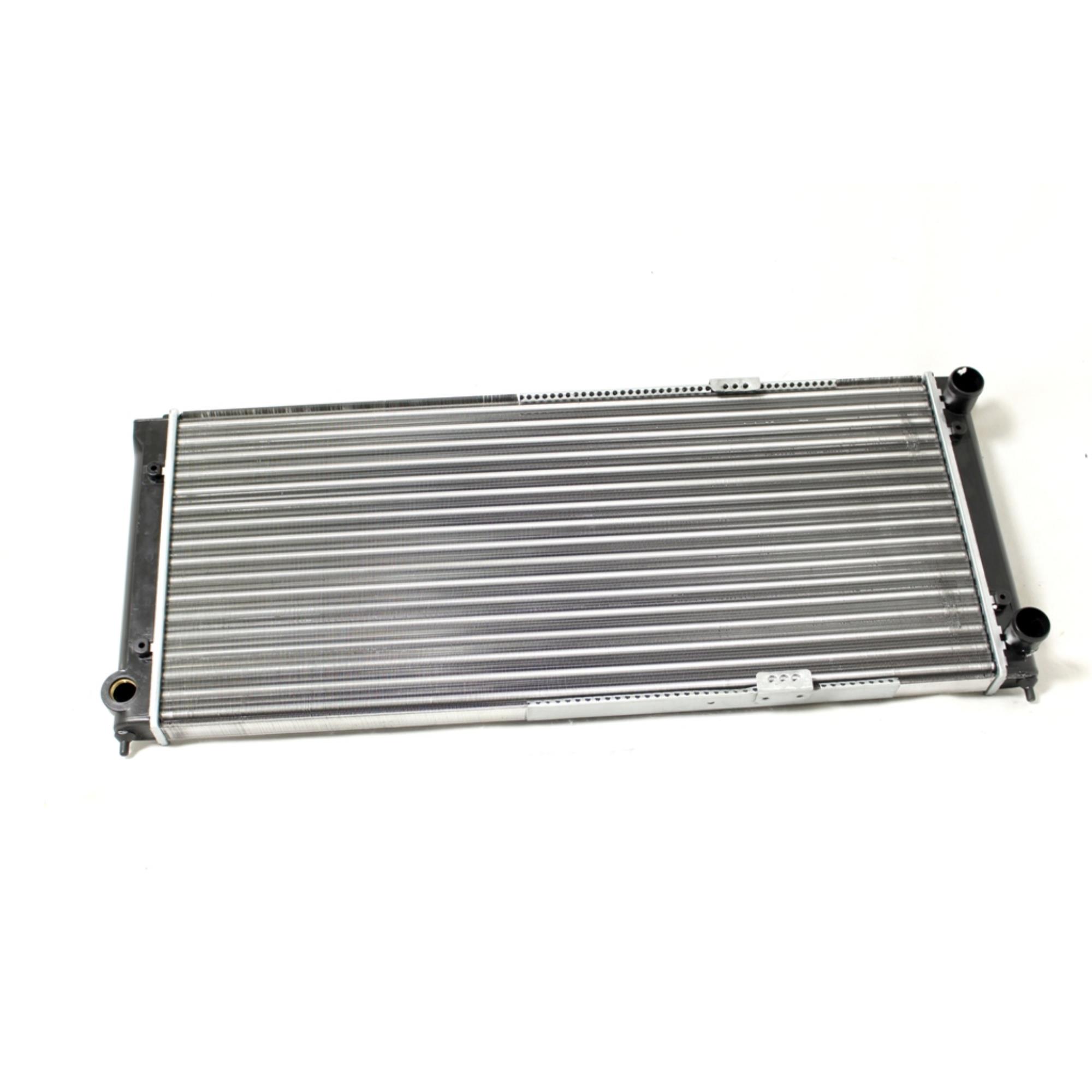 Kühler Wasserkühler Motorkühler für VW Passat Variant 3A5 35I 1.6 1.8 3A2