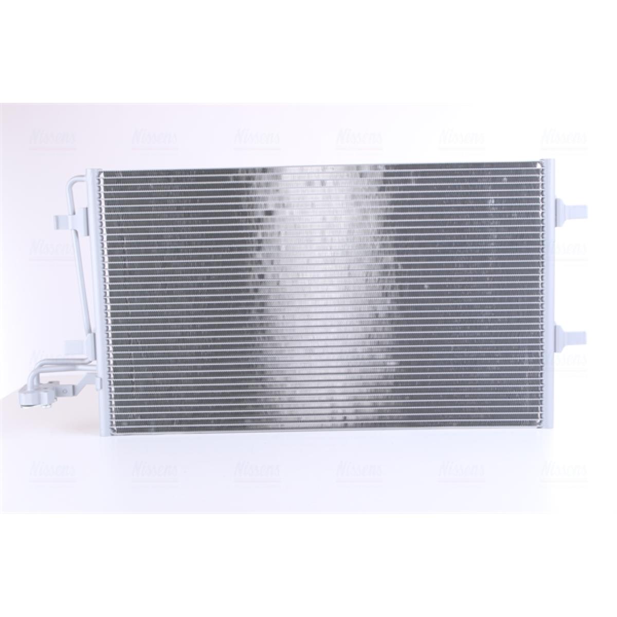 Kondensator Klimaanlage Klimakühler für Volvo V50 MW C30 533