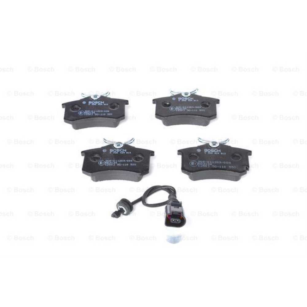 BOSCH Satz Bremsbeläge + Bremsscheiben Voll hinten für VW Polo 9N 9A4 9A2 9N2