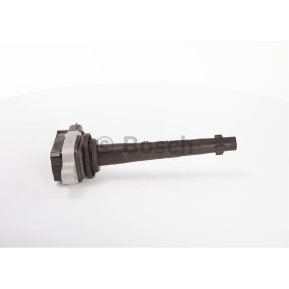 BOSCH Zündspule für Nissan Qashqai +2 I J10 JJ10 1.6 Note E11 NE11 C11 1.8