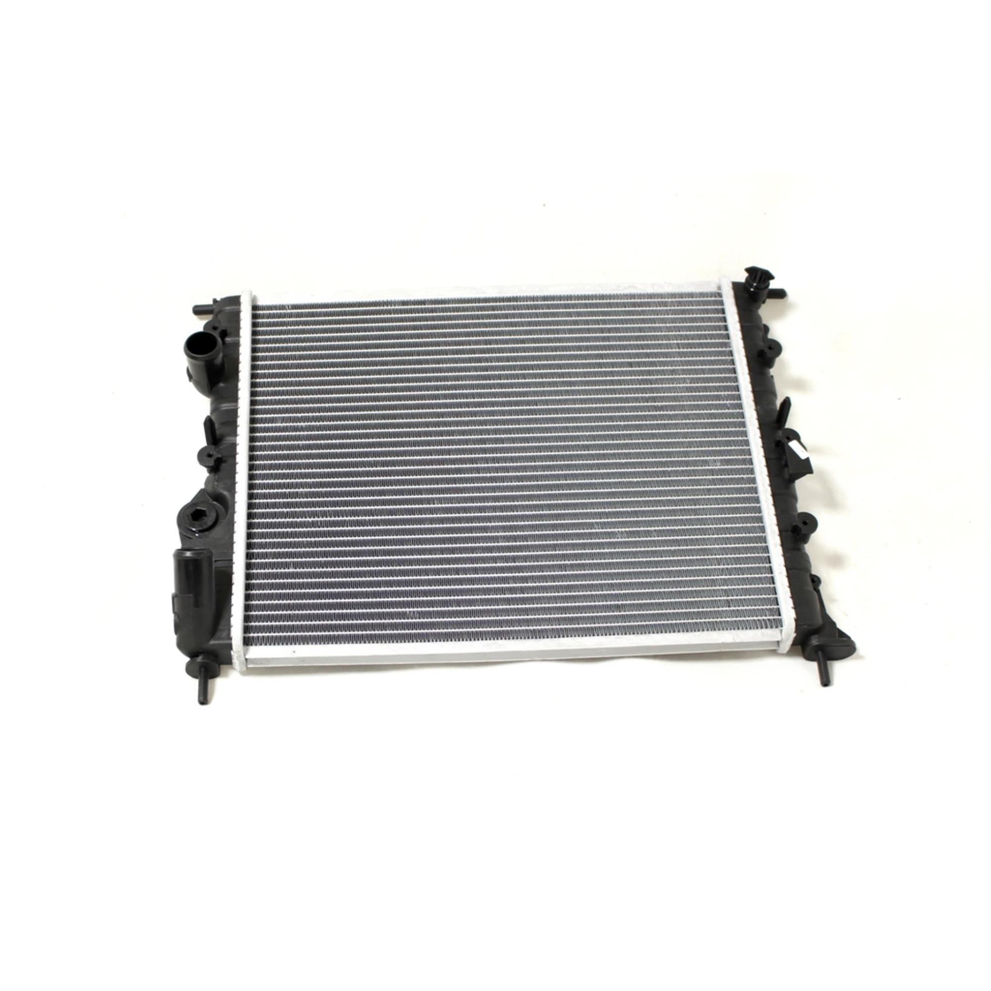 Kühler Wasserkühler Motorkühler Aluminium für Dacia Sandero Logan LS_ 1.4