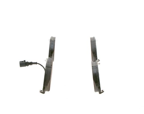 BOSCH Bremsbeläge vorne für VW Passat Variant Golf VII Skoda Octavia III Combi