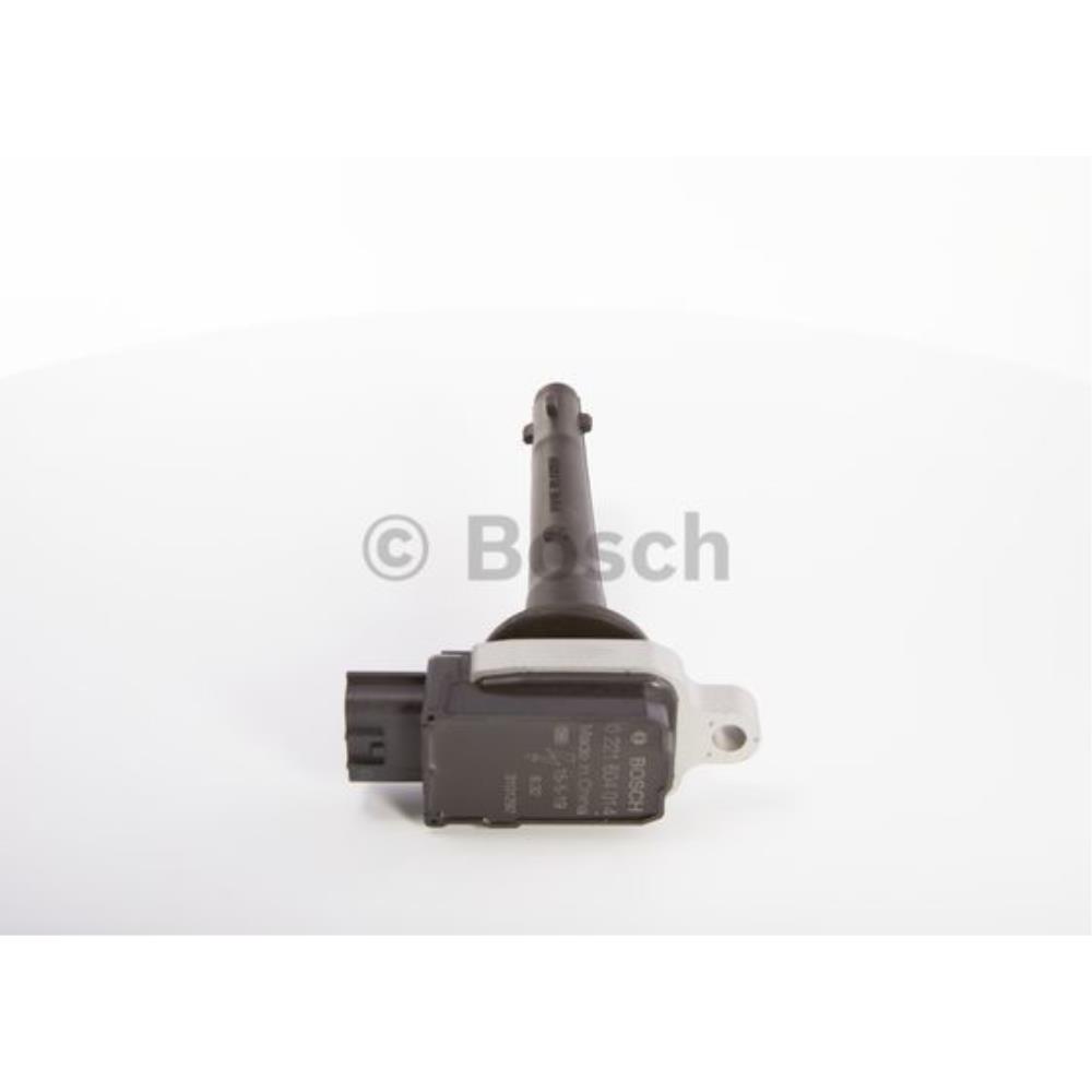 BOSCH Zündspule für Nissan Qashqai +2 I J10 JJ10 1.6 Note E11 NE11 C11 1.8