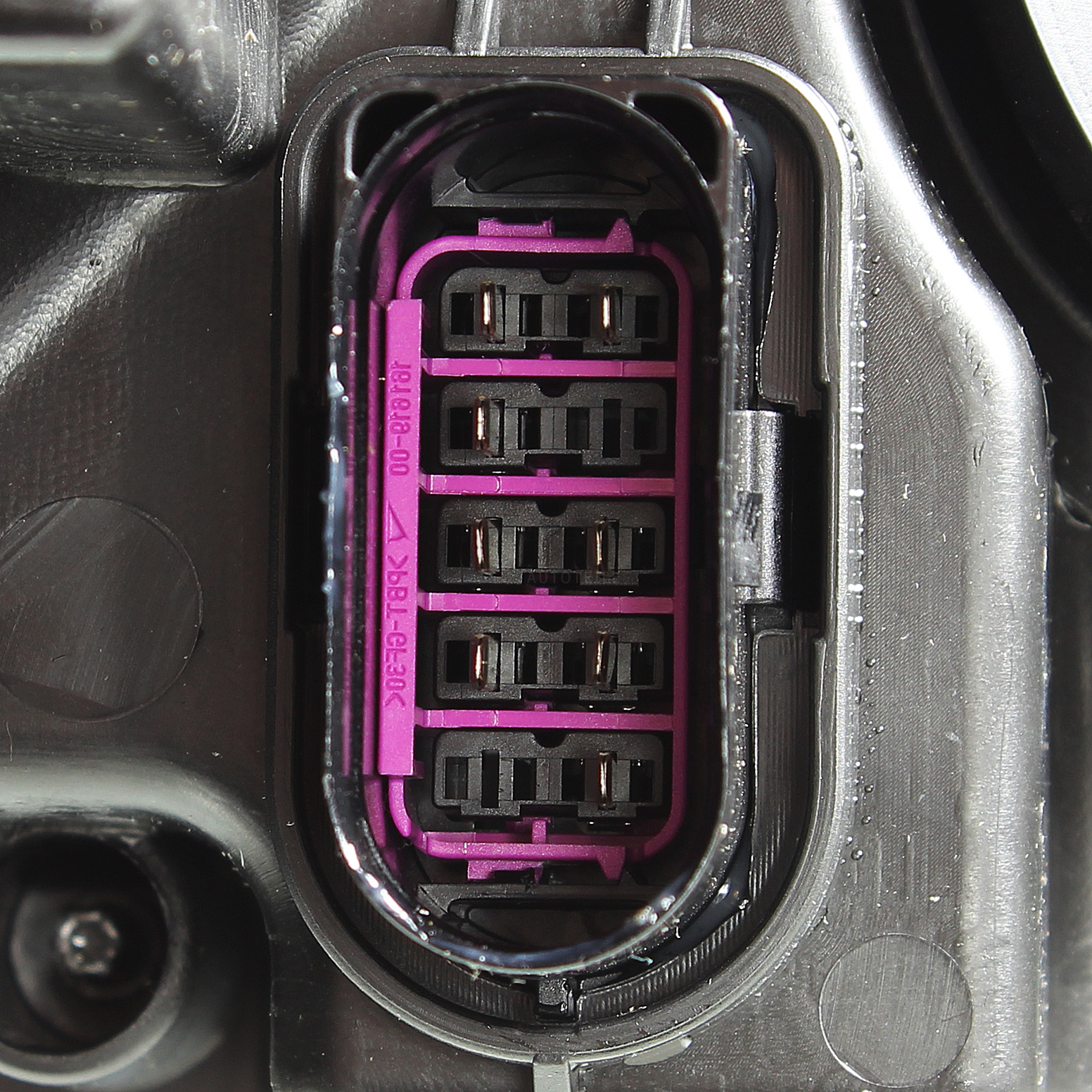 Hella Scheinwerfer links für VW Passat B6 3C Bj. 05-11 H7/H7 + Motor 