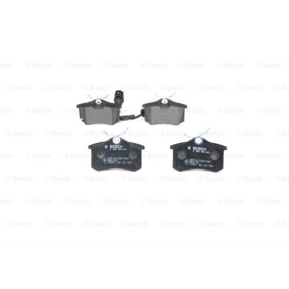 BOSCH Satz Bremsbeläge + Bremsscheiben Voll hinten für VW Polo 9N 9A4 9A2 9N2