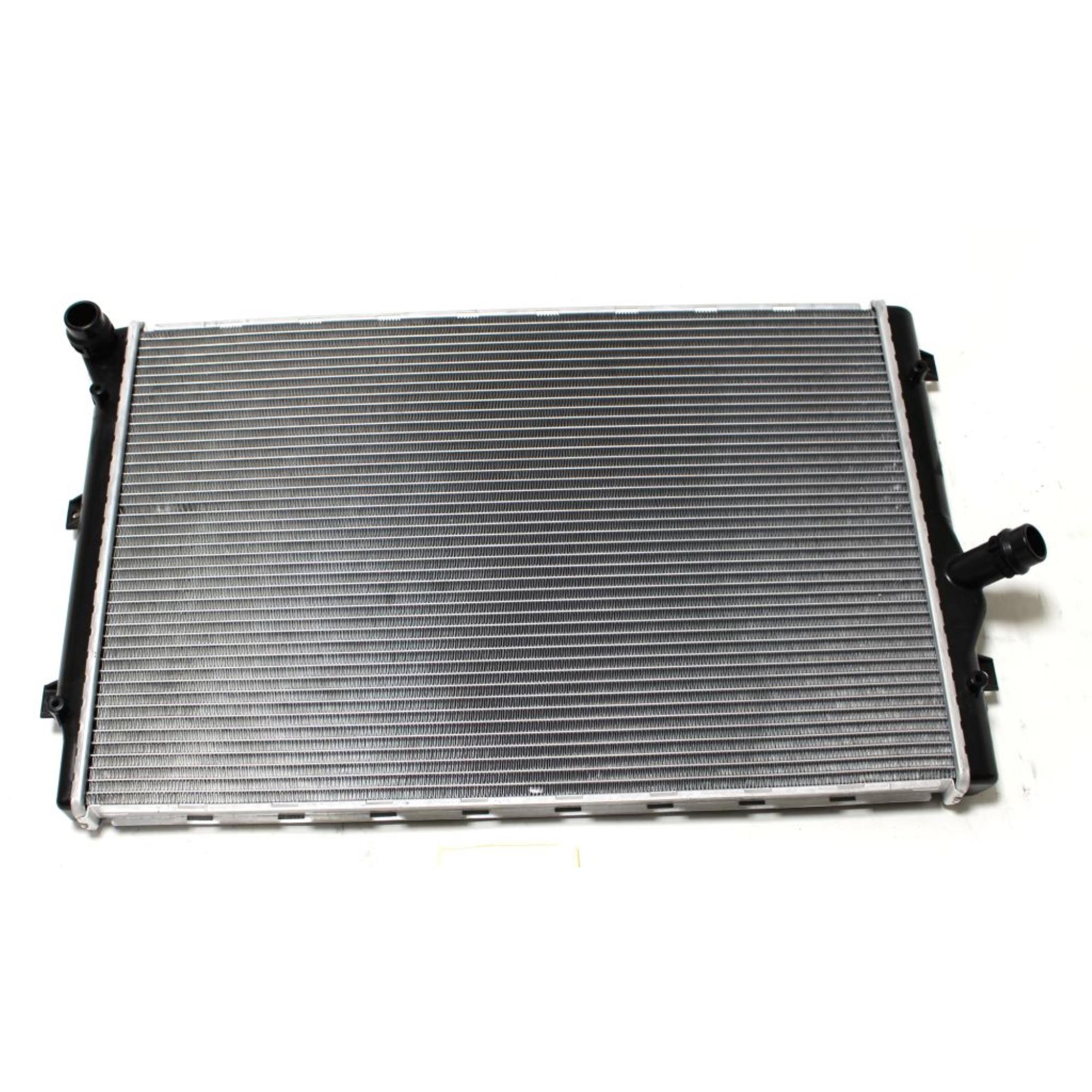 Kühler Wasserkühler Motorkühler Aluminium für VW Passat Alltrack 365 2.0 TDI