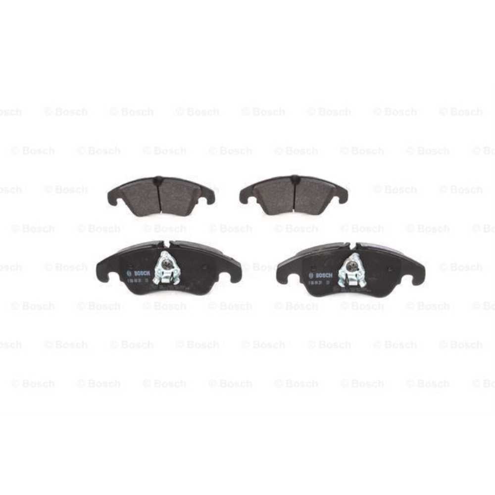 BOSCH Satz Bremsen Bremsbeläge + Bremsscheiben belüftet vorne für Audi Q5 8RB 8R